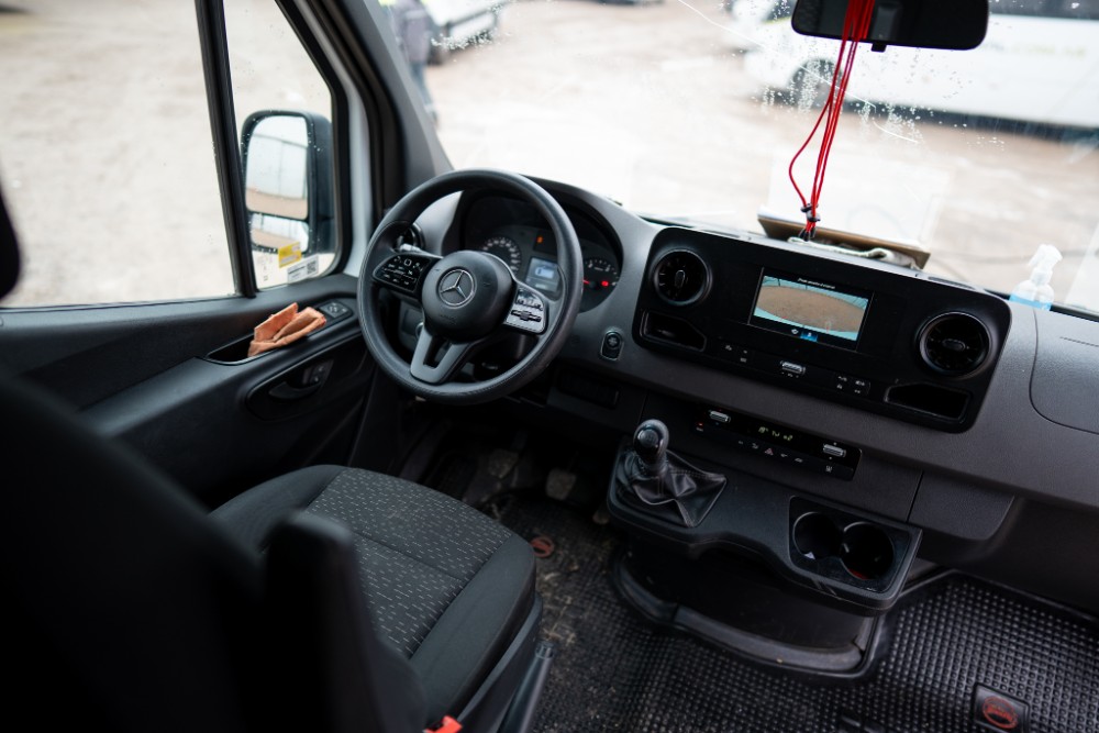 Mercedes-Benz SPRINTER 517 CDI MINIBUS — foto 9